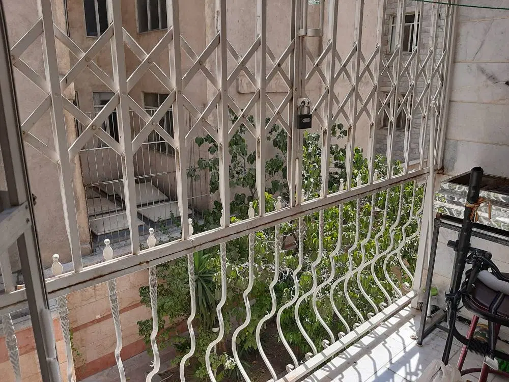 ۸۴ متر دو خواب رهن کامل