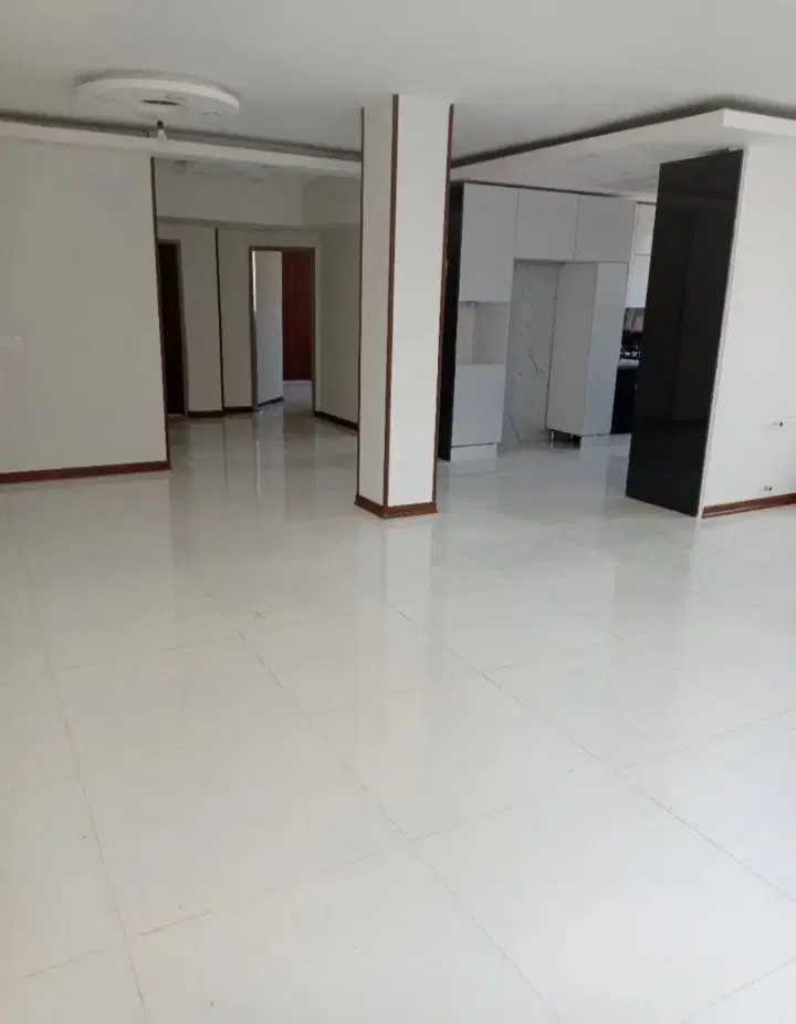 ۱۴۰ متری فول امکانات شهرک ناز