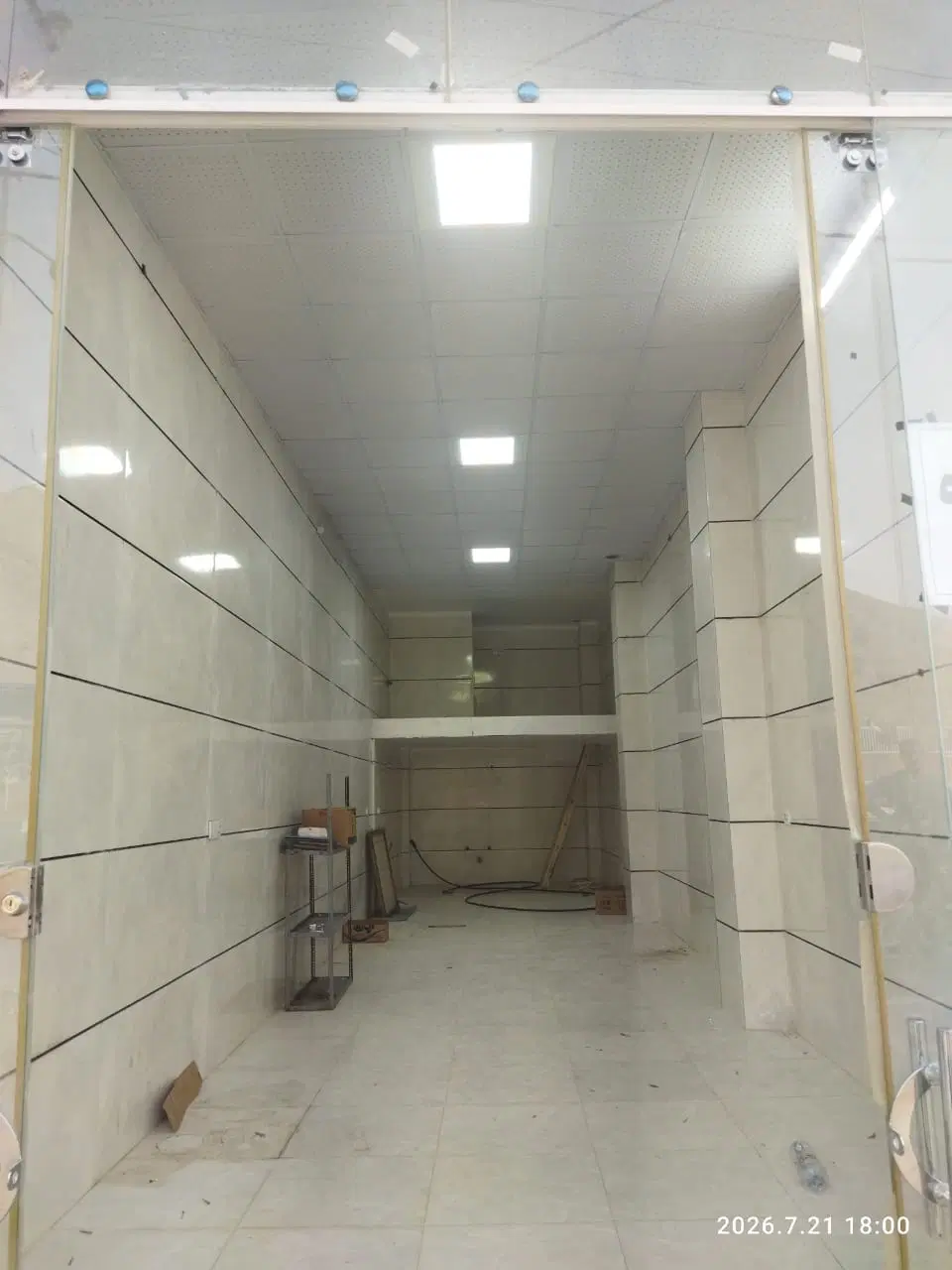 تجاری صفر60متری خیابان گاز