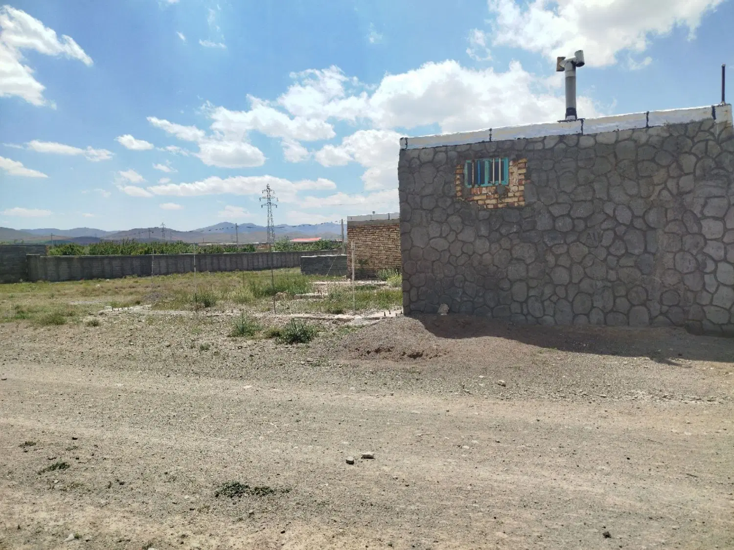زمین رازبین