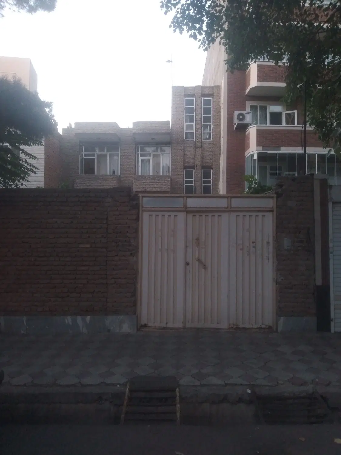 فروش آپارتمان ۲طبقه ونیم شخصی ساز
