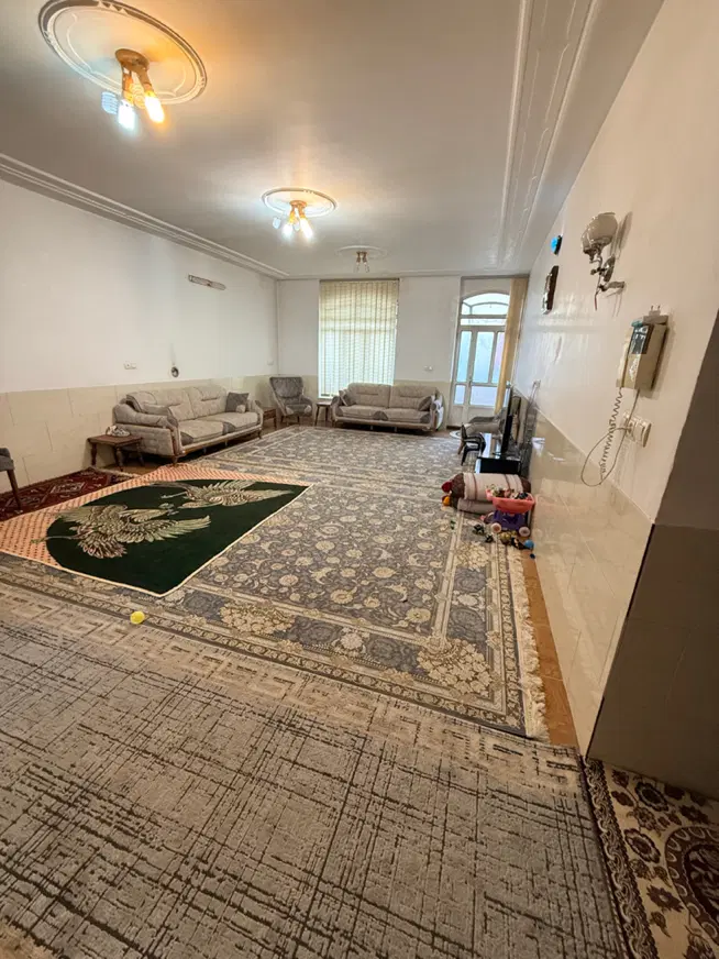 واحد ۱۱۰متری واقع در میدان آزادی خیابان غدیر