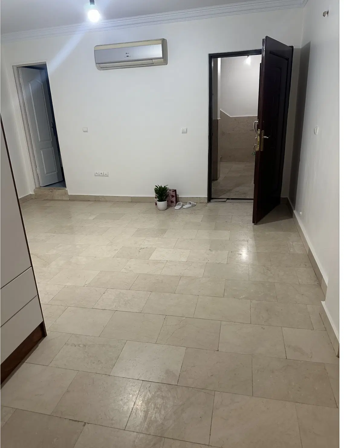 آپارتمان ۵۰ متری _ بازسازی کامل_ فول امکانات