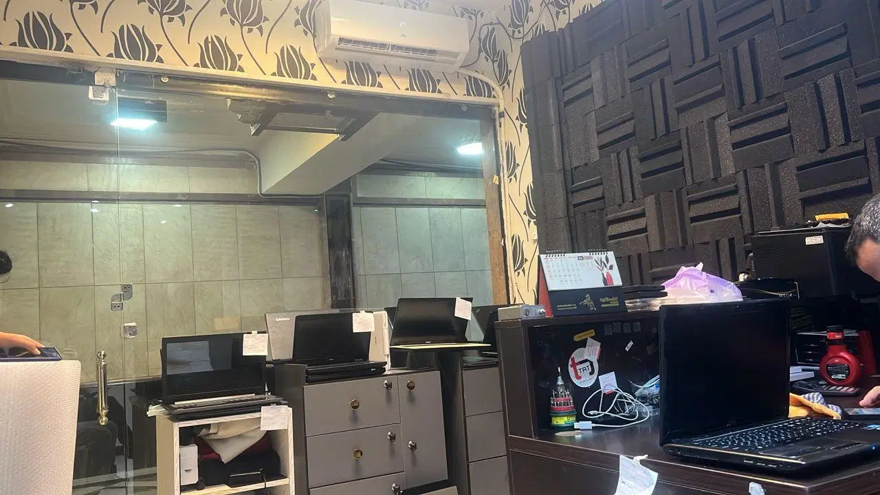 مغازه پاساژ ایرانیان میدان ولیعصر
