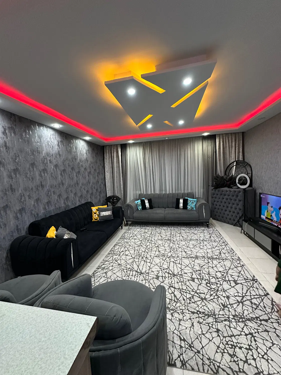 ملک فروشی بازسازی‌شده، دو طرف نورگیر + پارکینگ