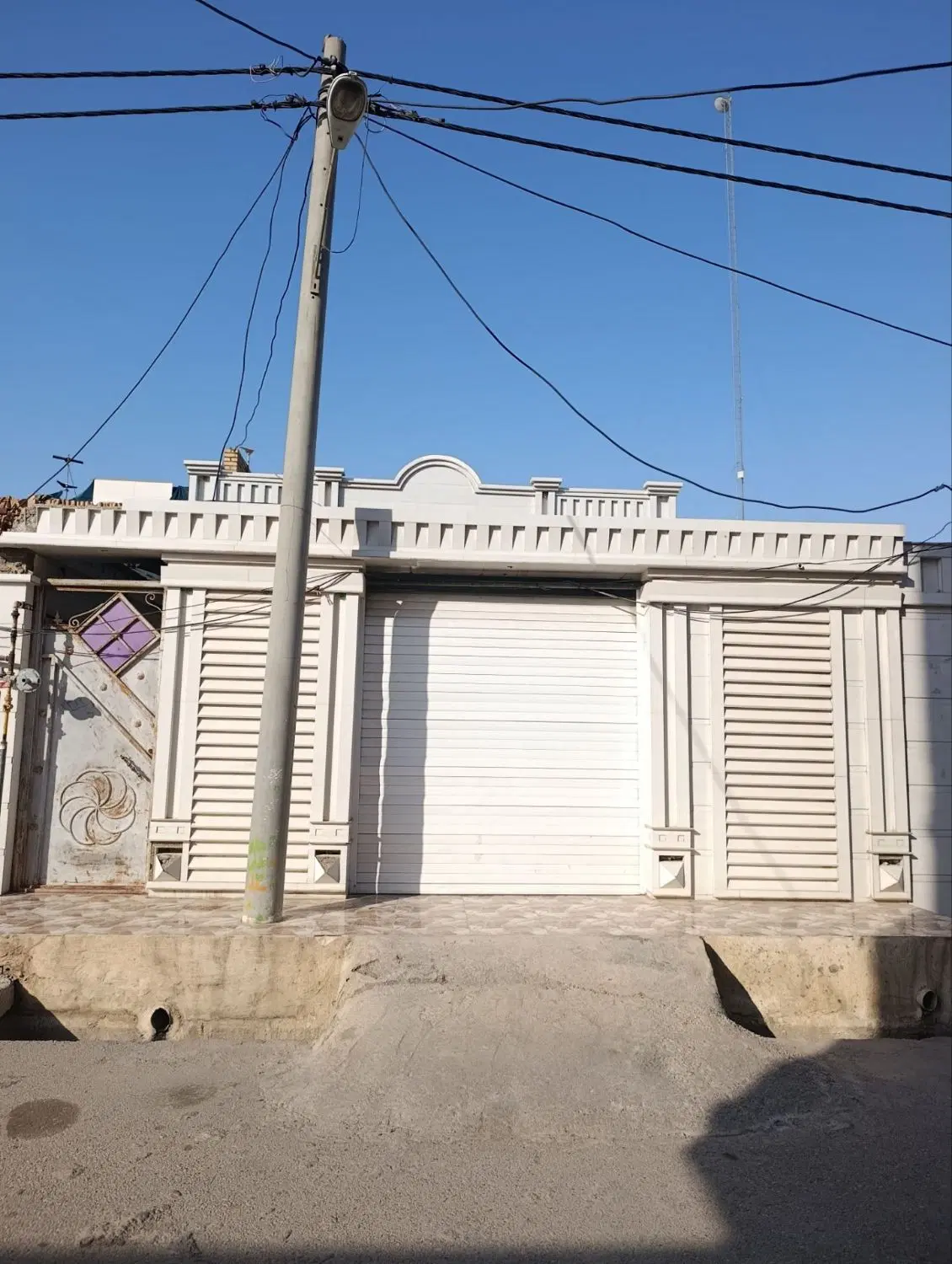 منزل ۱۸۰متری منتظران