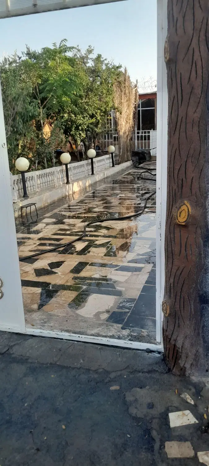باغچه بر اسفالت جلال اباد