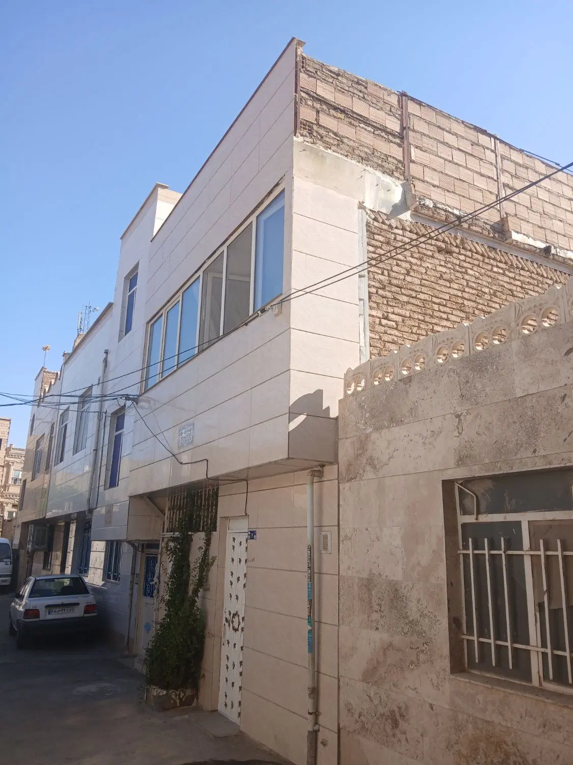 خانه دوطبقه عبدل اباد
