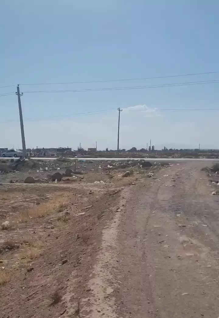 یک قطعه زمین