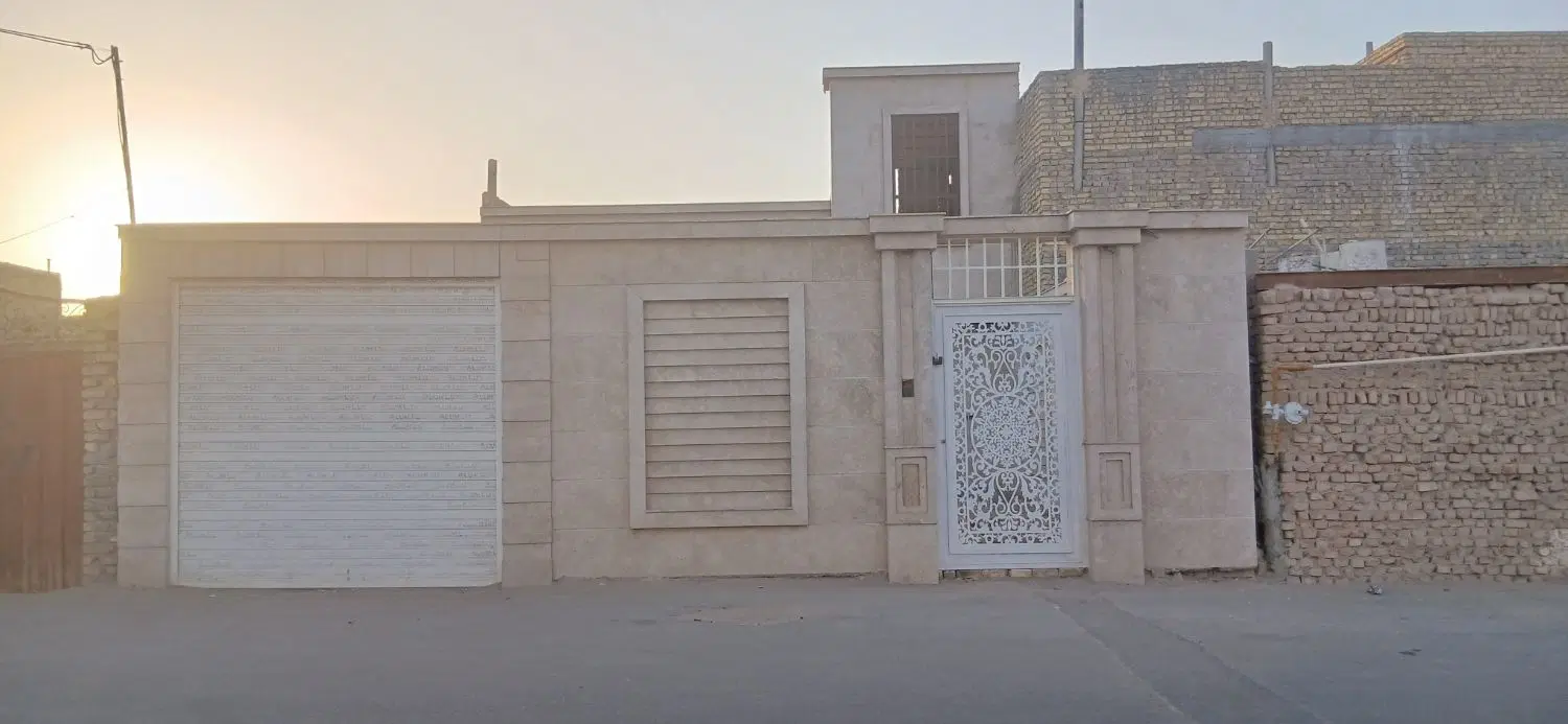 زمین نیمه ساز همکف ۲۲۵ متری