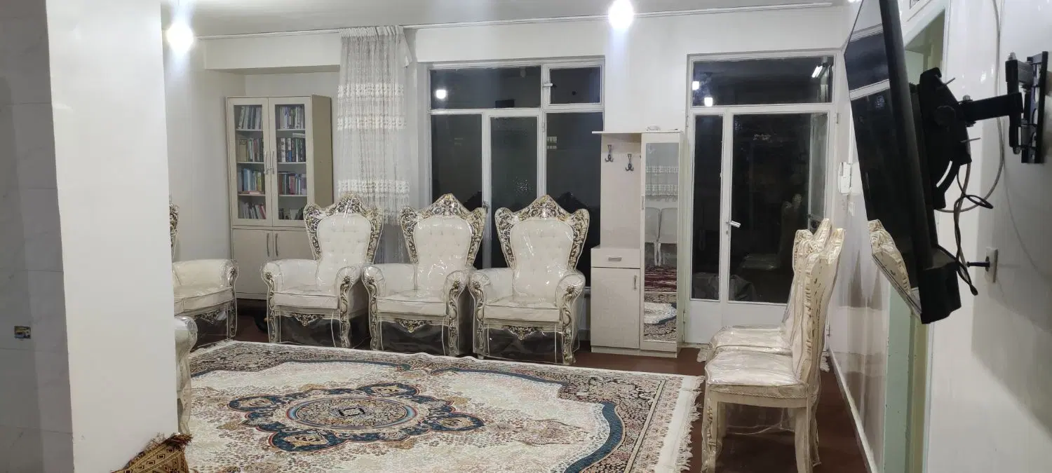 فروش منزل ویلایی ۲۴۰ متری