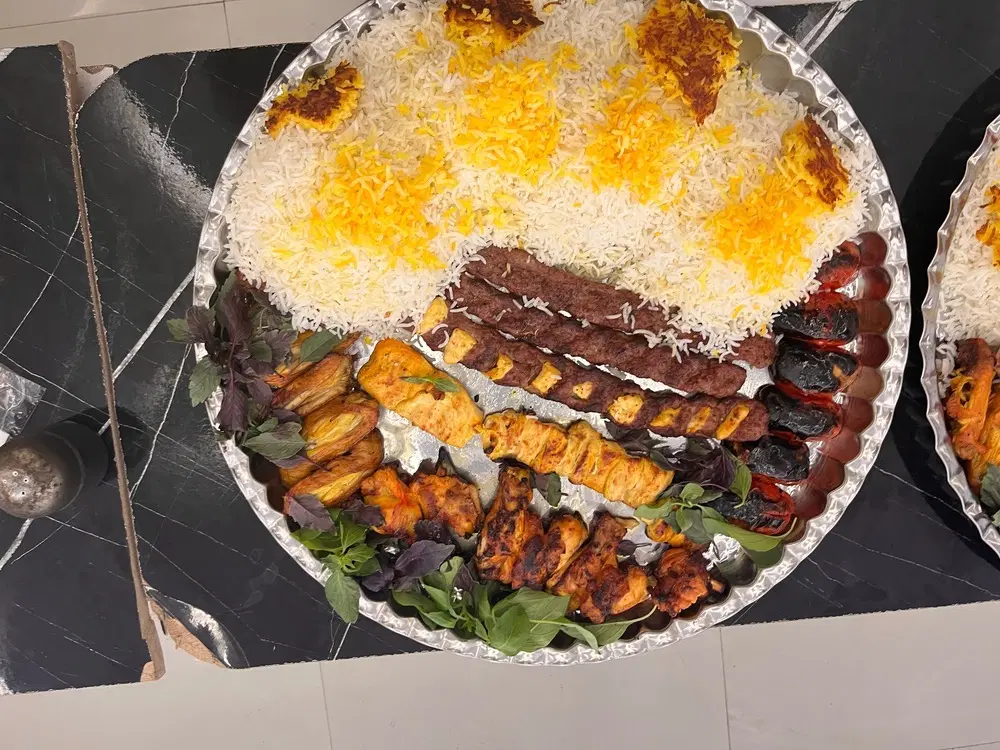 دعوت به مشارکت در رستوران