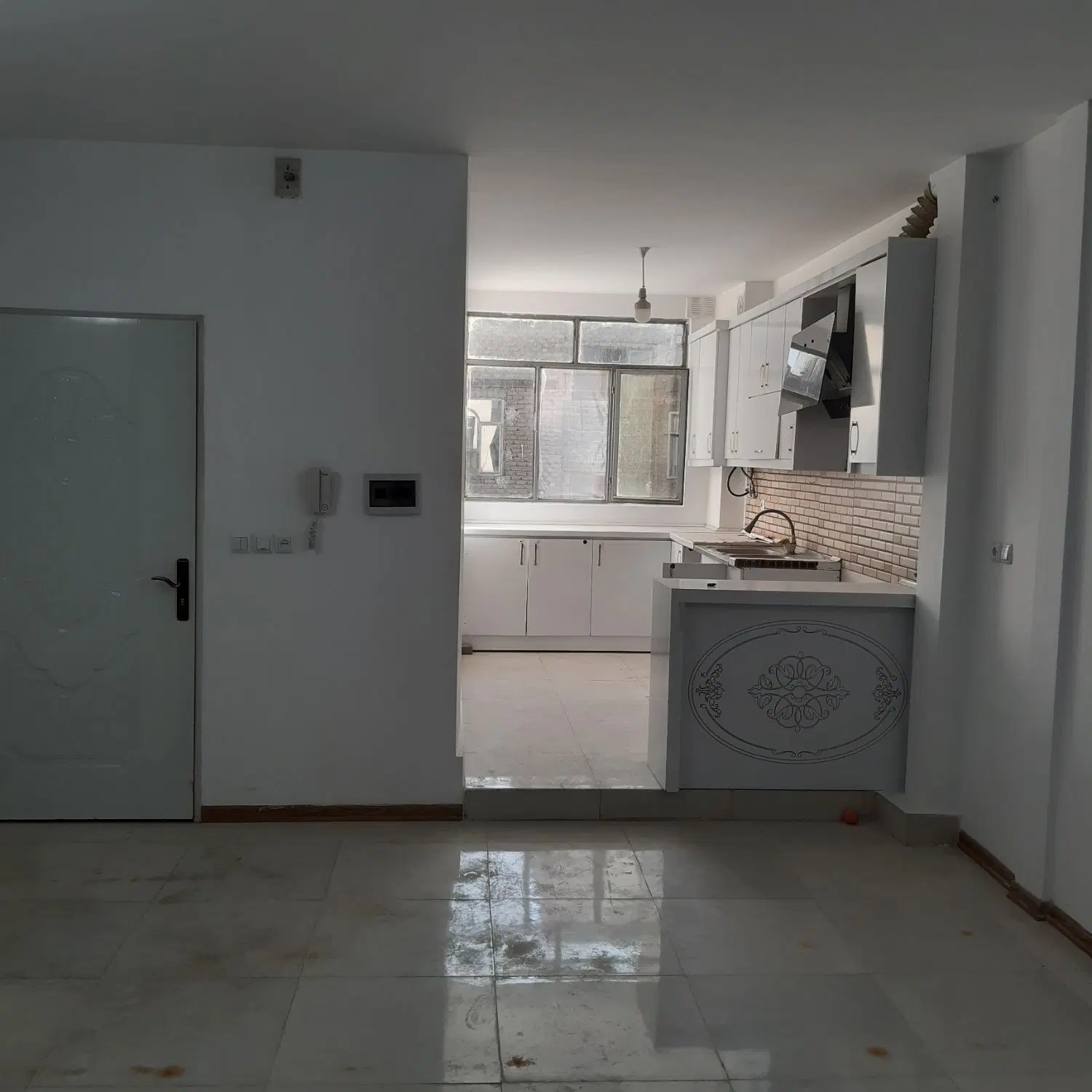 آپارتمان ۸۵متر ۲خواب پارکینگ اختصاصی نهضت آزاده