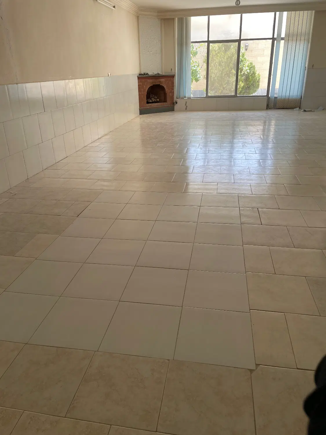 ۲۵۰ متر ویلایی در به ساخت شهرک بهار سند تکبرگ