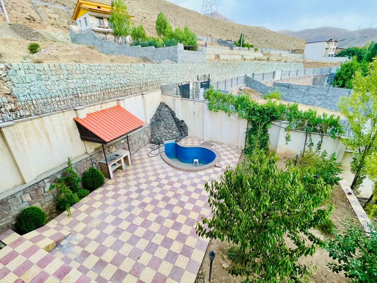 1280متر باغ لاکچری سند دار
