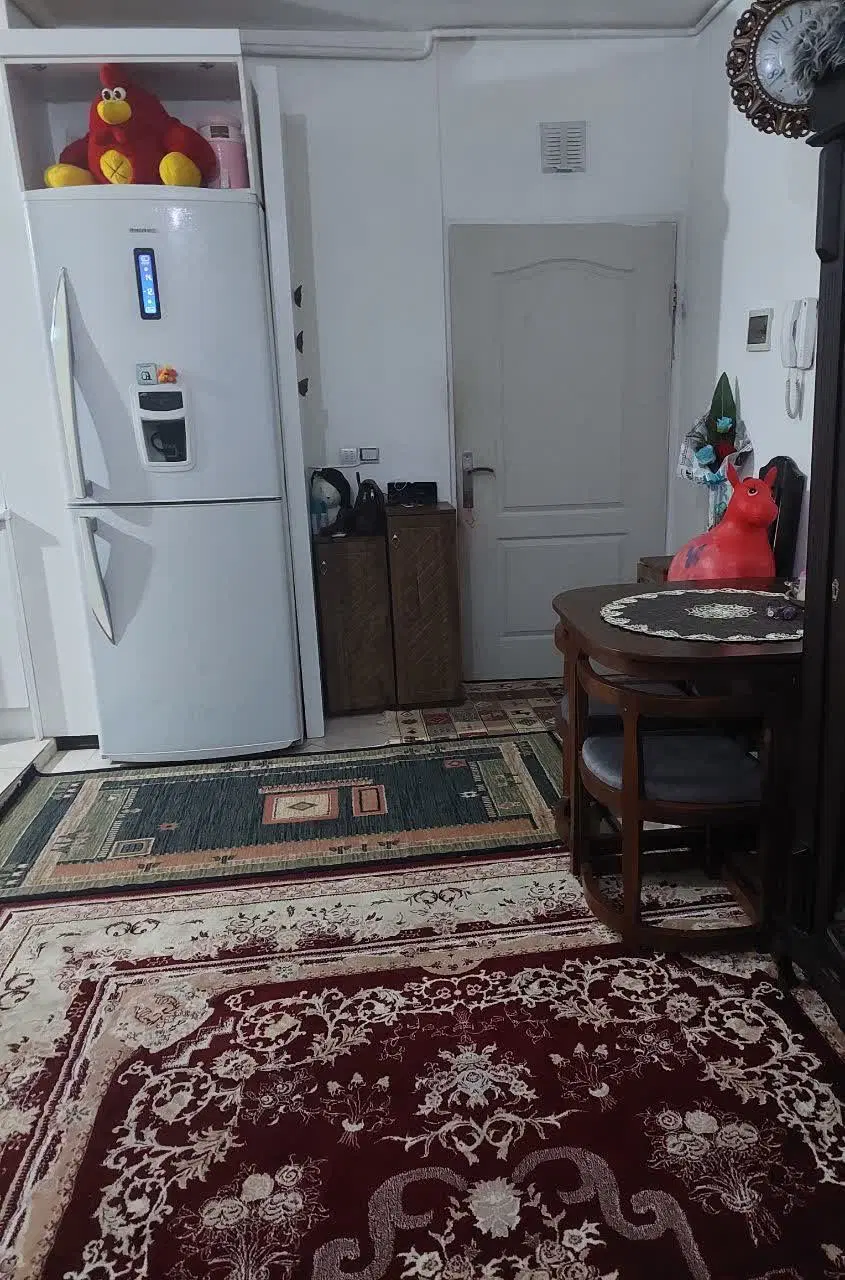 ۸۷ متری مهدیشهر