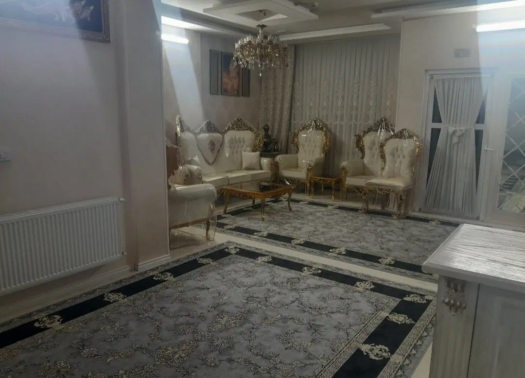یک واحد آپارتمان 140متری 6طبقه