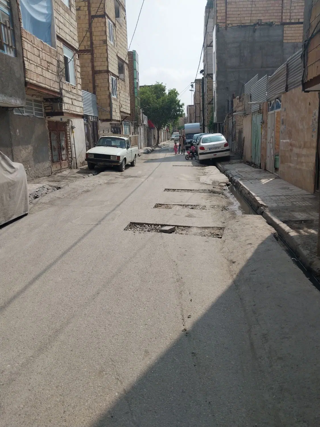 طبرسی شمالی ۲۸ خواجه پور ۹ طبقه اول ۷۰متری نوساز