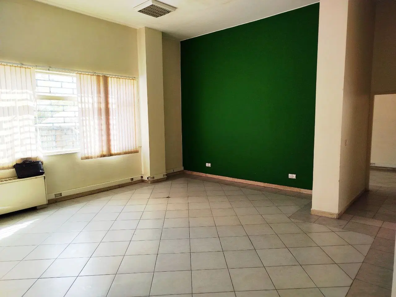 آپارتمان اداری بر طالقانی