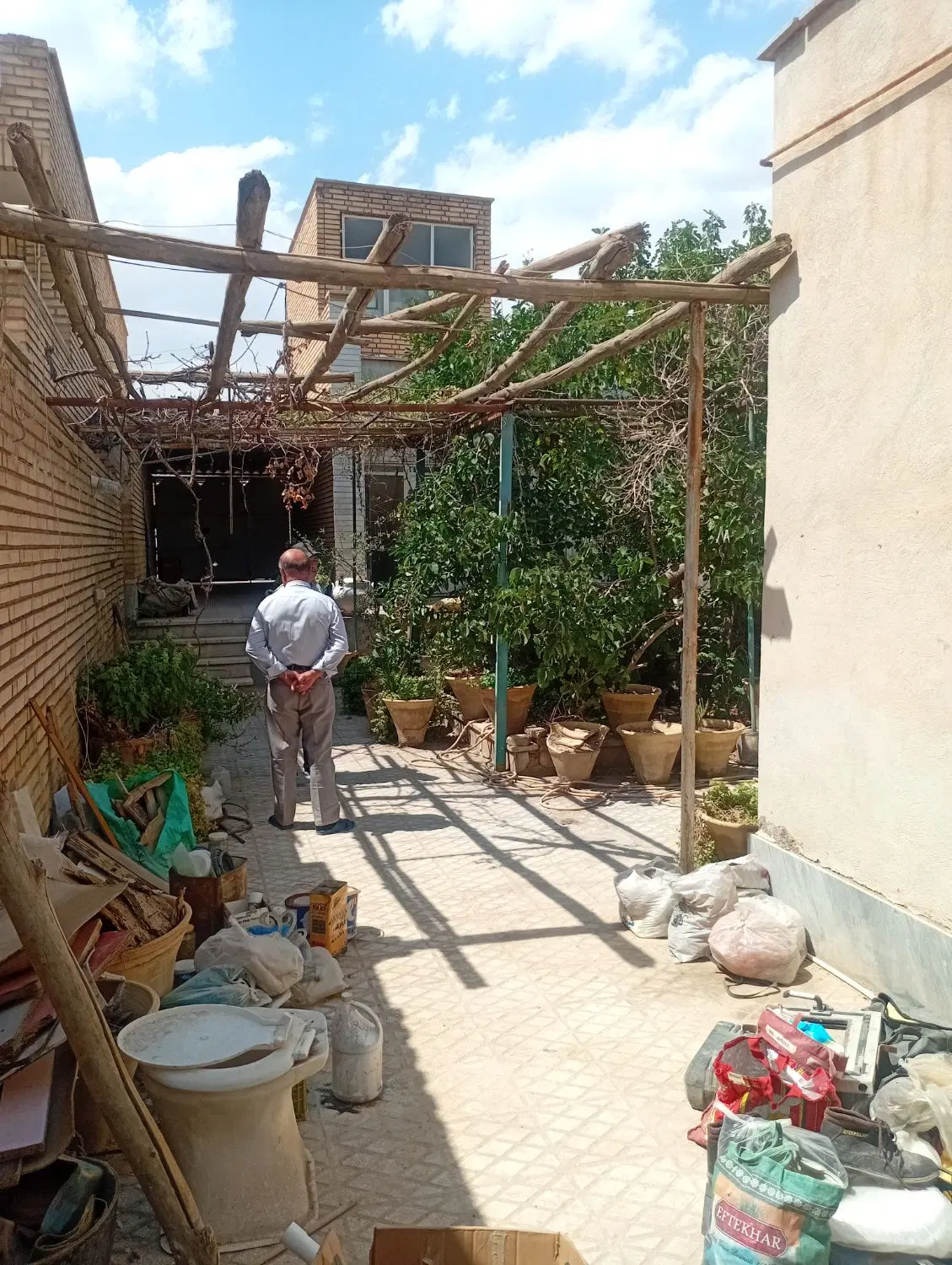 ۴۰۰متر ویلایی  در باهنر