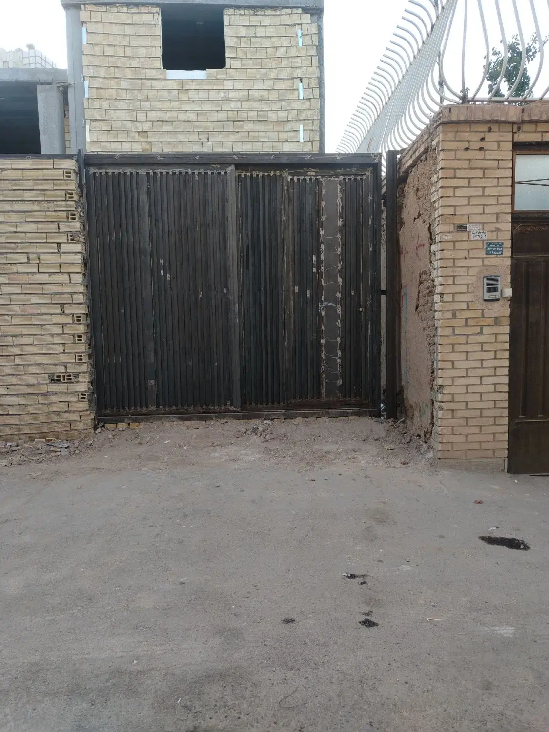 فروش خانه در خیابان حکیم صهبا