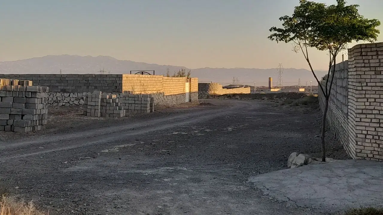 فروش چهاردیواری  راه قز