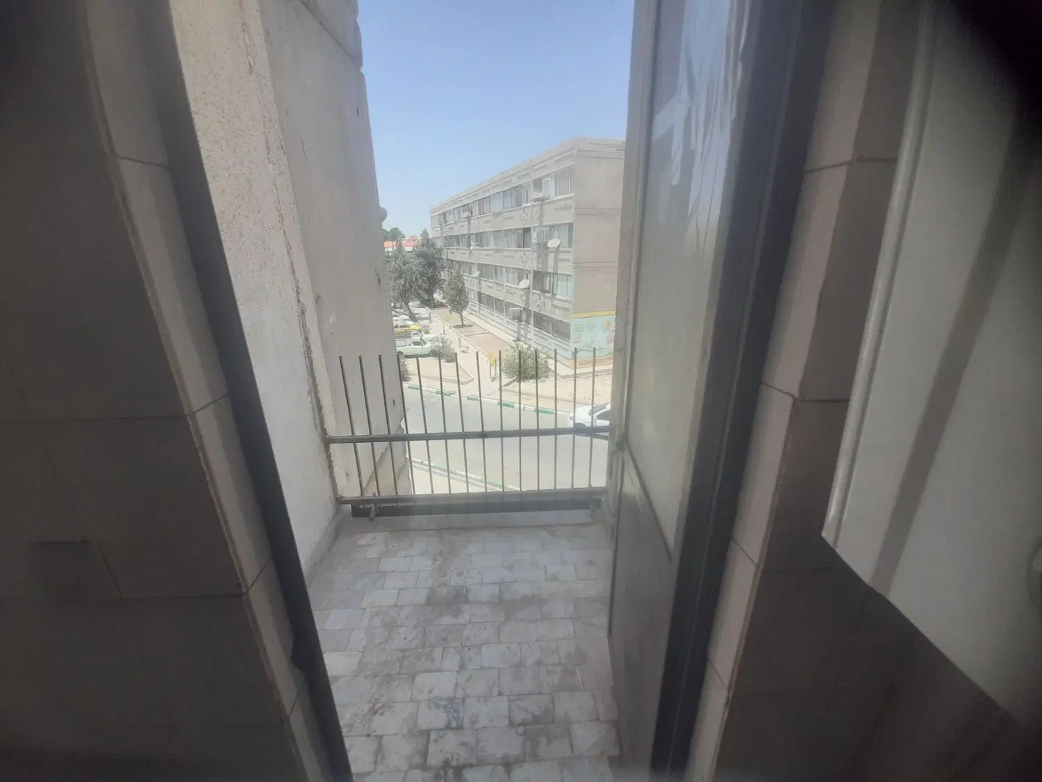 آپارتمان ۵۰ متری گلشهر پوئینک