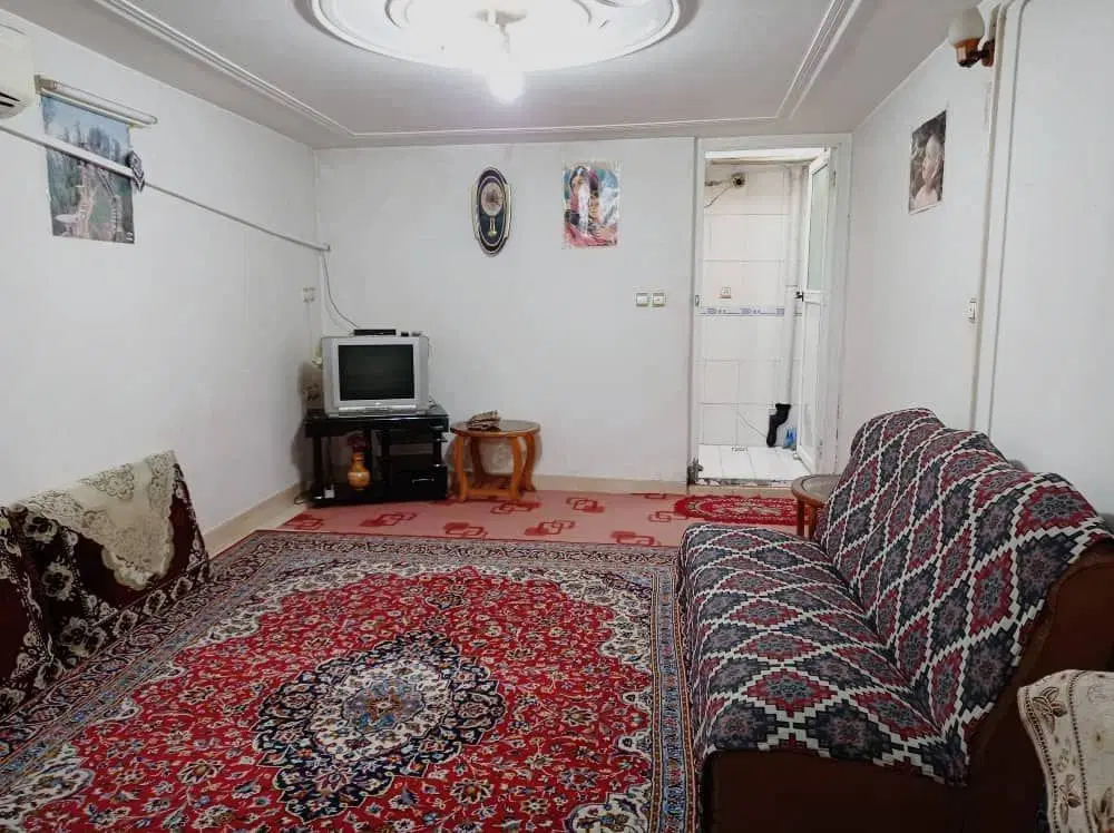 سوئیت دربست با حمام و سرویس و آشپزخانه