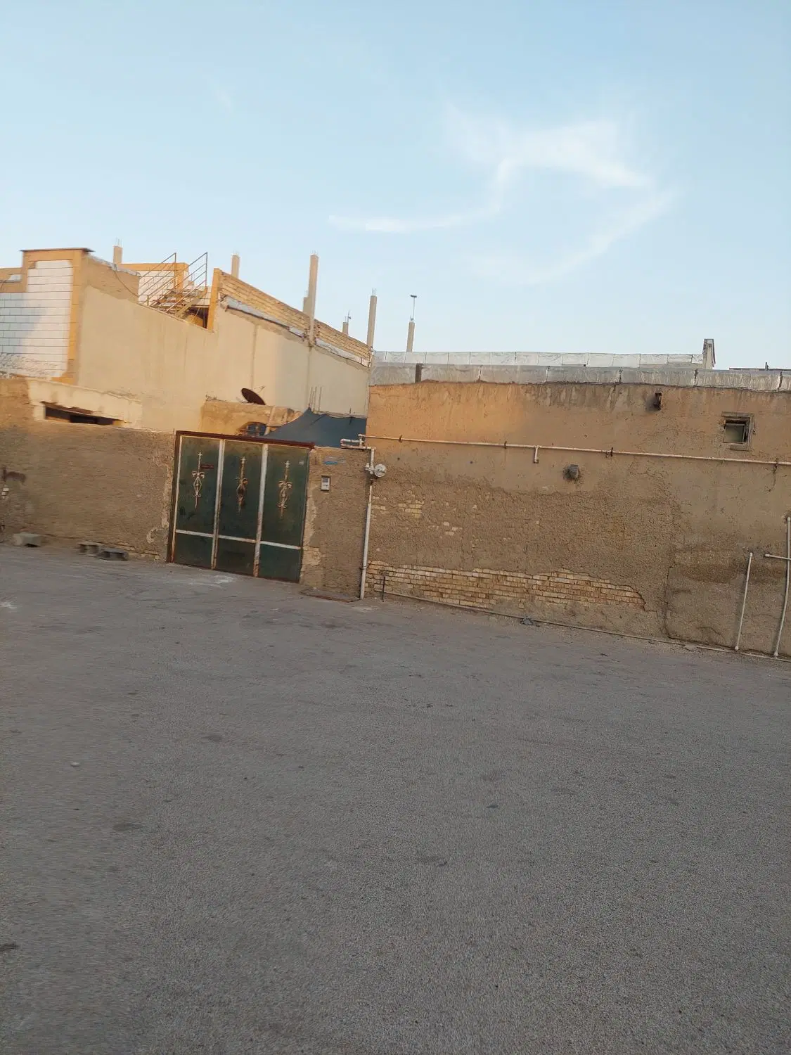 ۲۸۸متر سر دو نبش