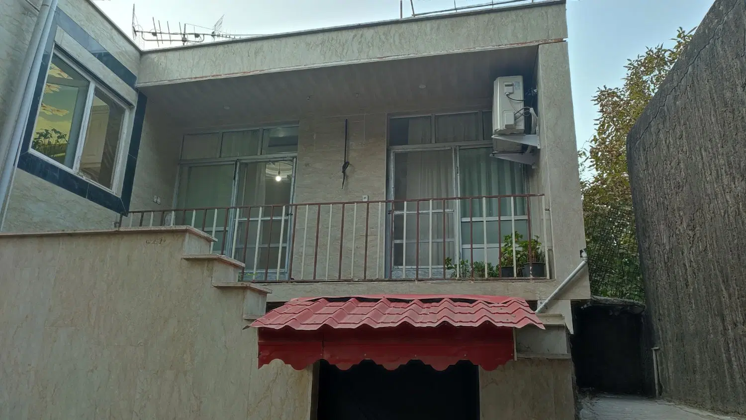 منزل مسکونی