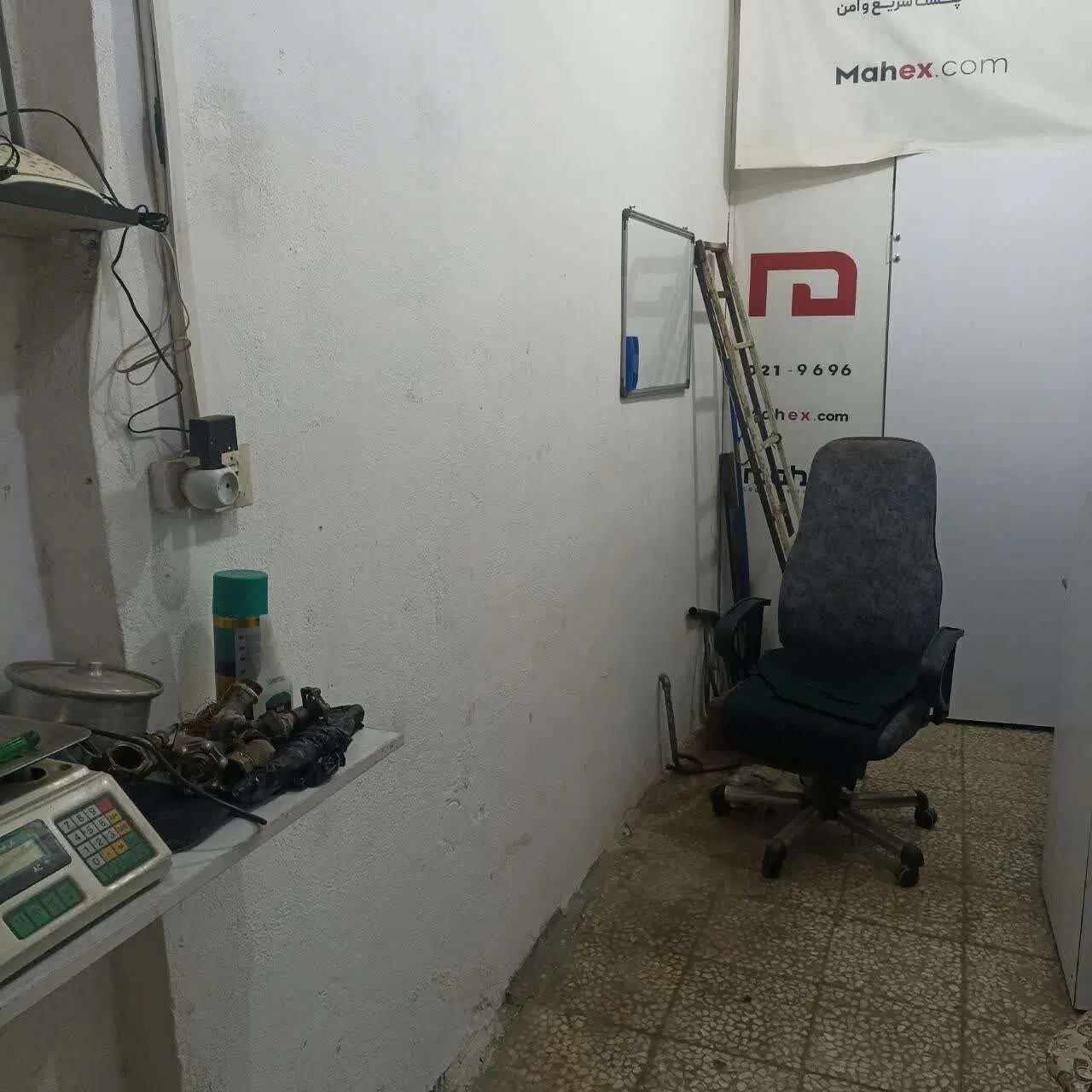 مغازه در راسته مسگرها