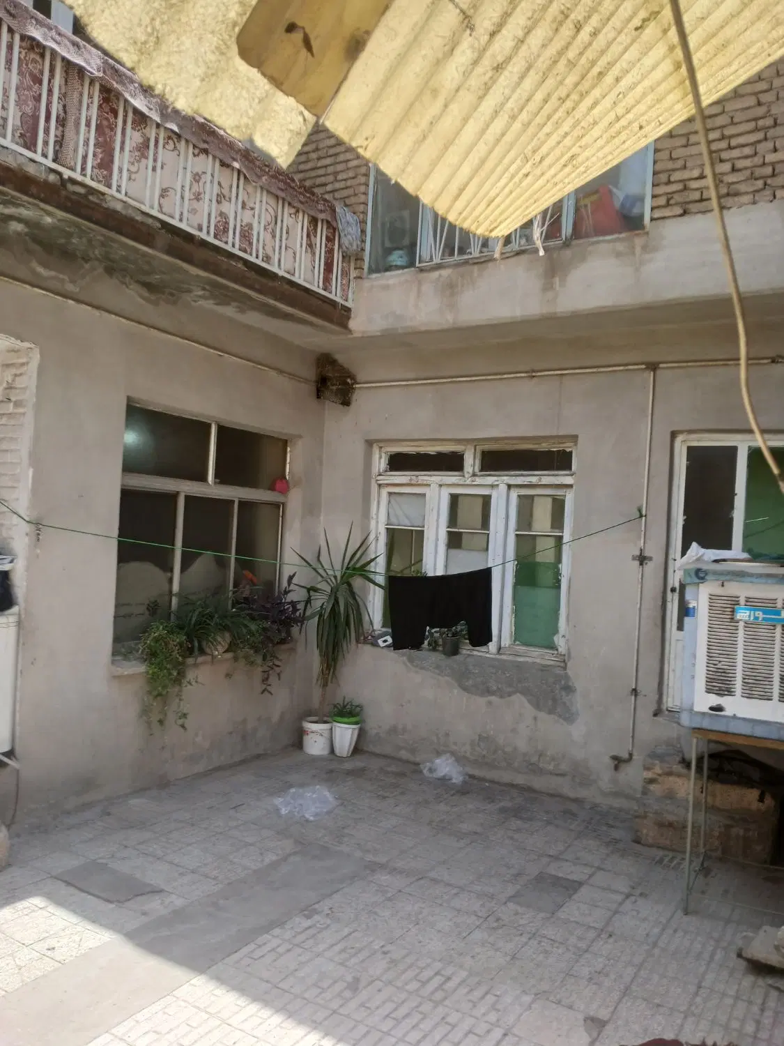 خانه در سرچشمه