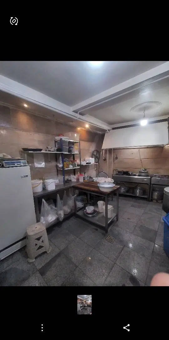 مغازه واقع در  سولقان