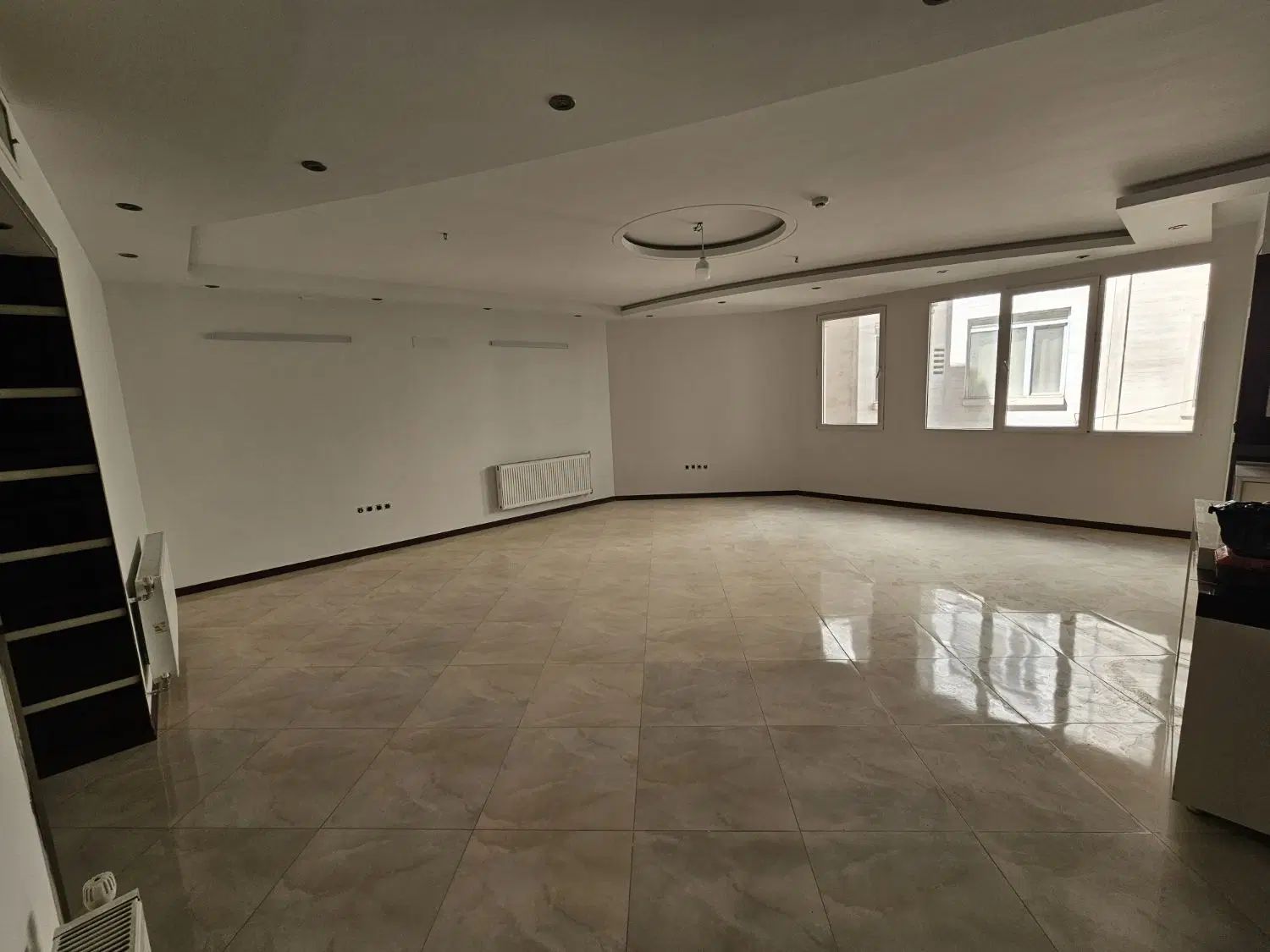 ناصرخسرو تک واحدی۱۲۰متری