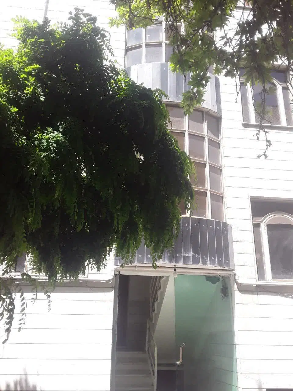 آپارتمان ۷۸متری دوخوابه (بلوار معلم)