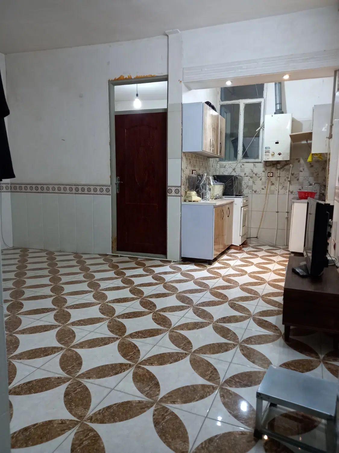 خانه فروشی سه طبقه ۶۰ متری