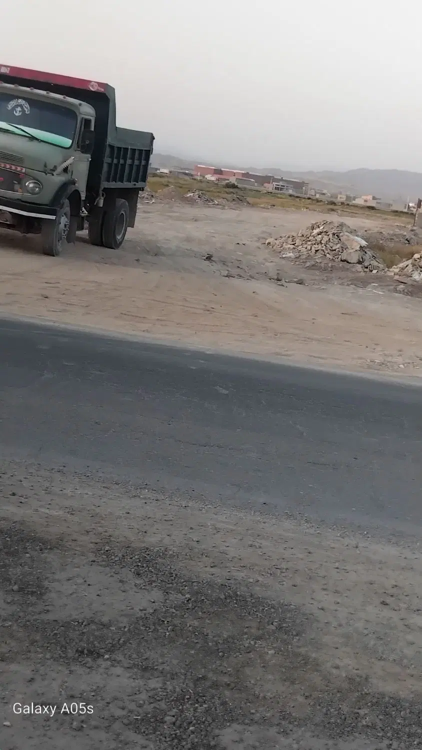زمین در ورودی الوارسفلی راه دوازده متری هر متراژ ه