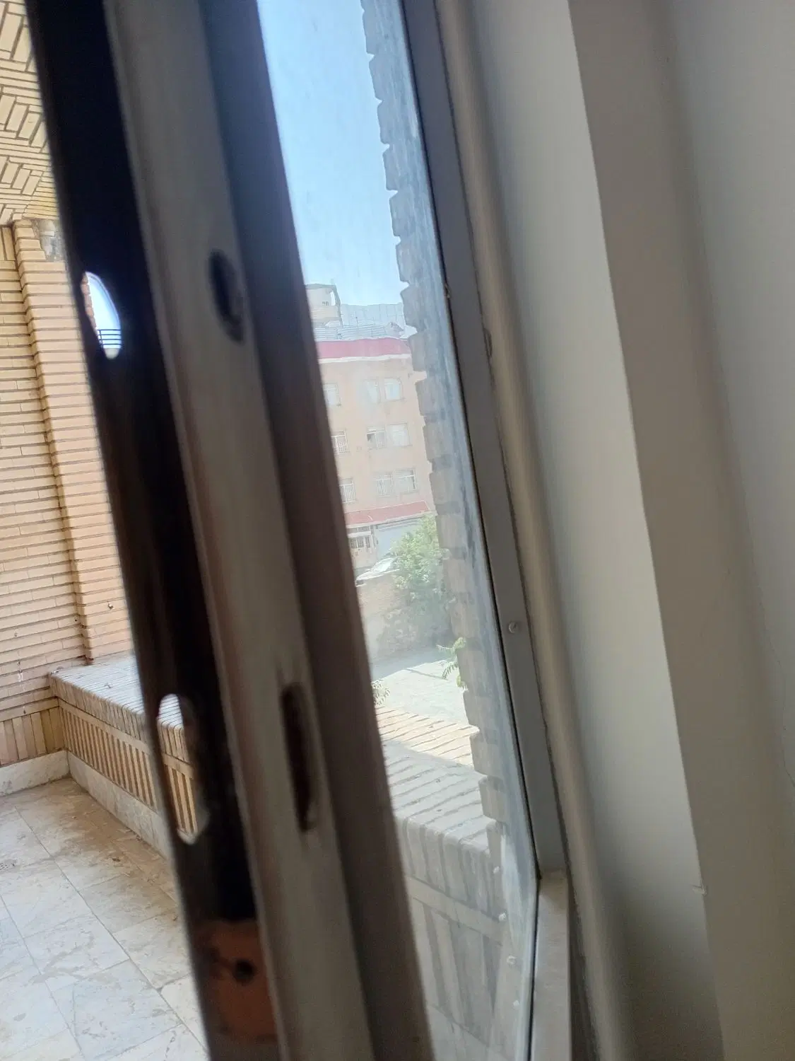 آپارتمان ۹۰ متری