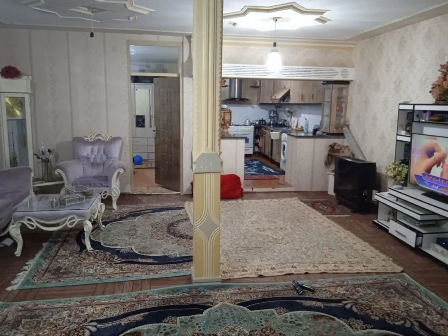 خانه دوطبقه تمام اسکلت