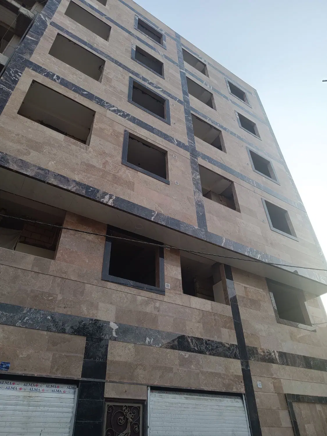 آپارتمان صالحیه