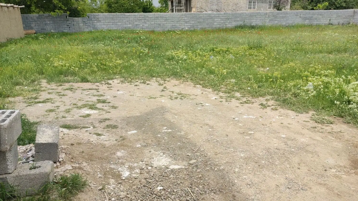 زمین درقره حسنلو ۴کیلومتری ارومیه