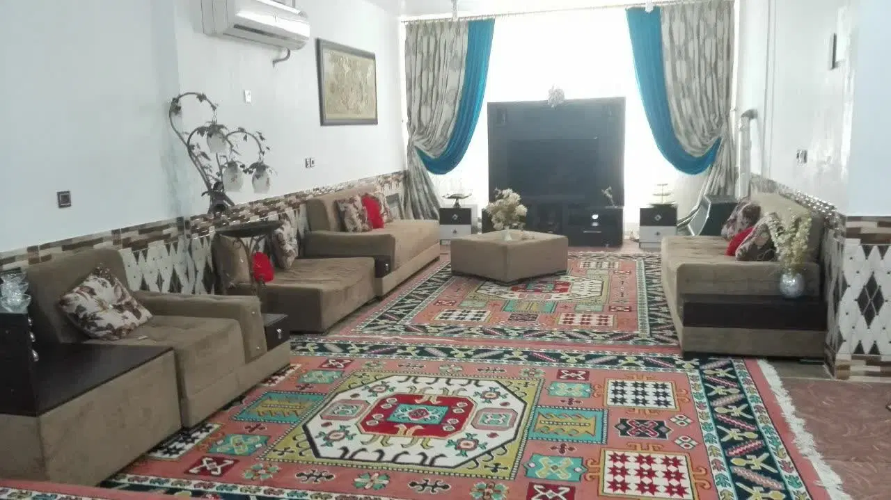 آپارتمان کوی لور