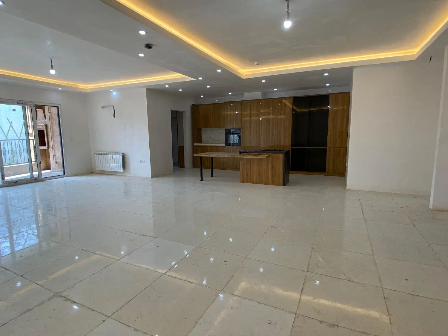 گلباغ نماز نوساز ۲۳۳متر ۳خواب