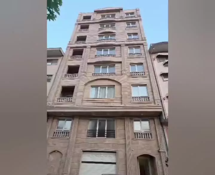 اپارتمان واحد خانه ویلایی نوساز