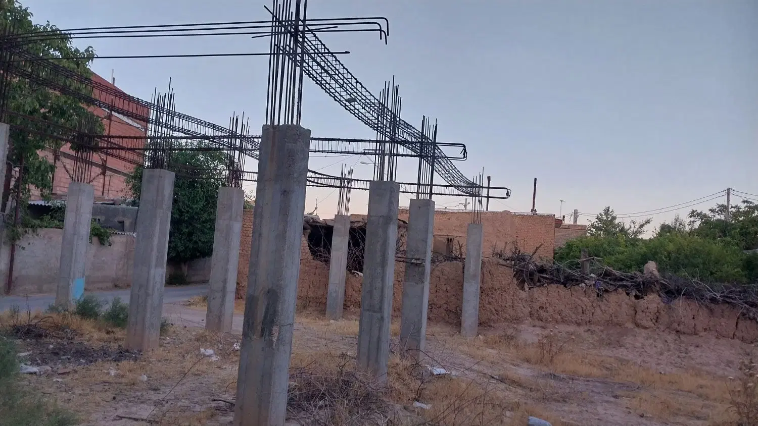 زمین مسکونی