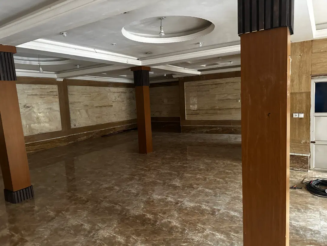 مغازه ۱۷۰متری