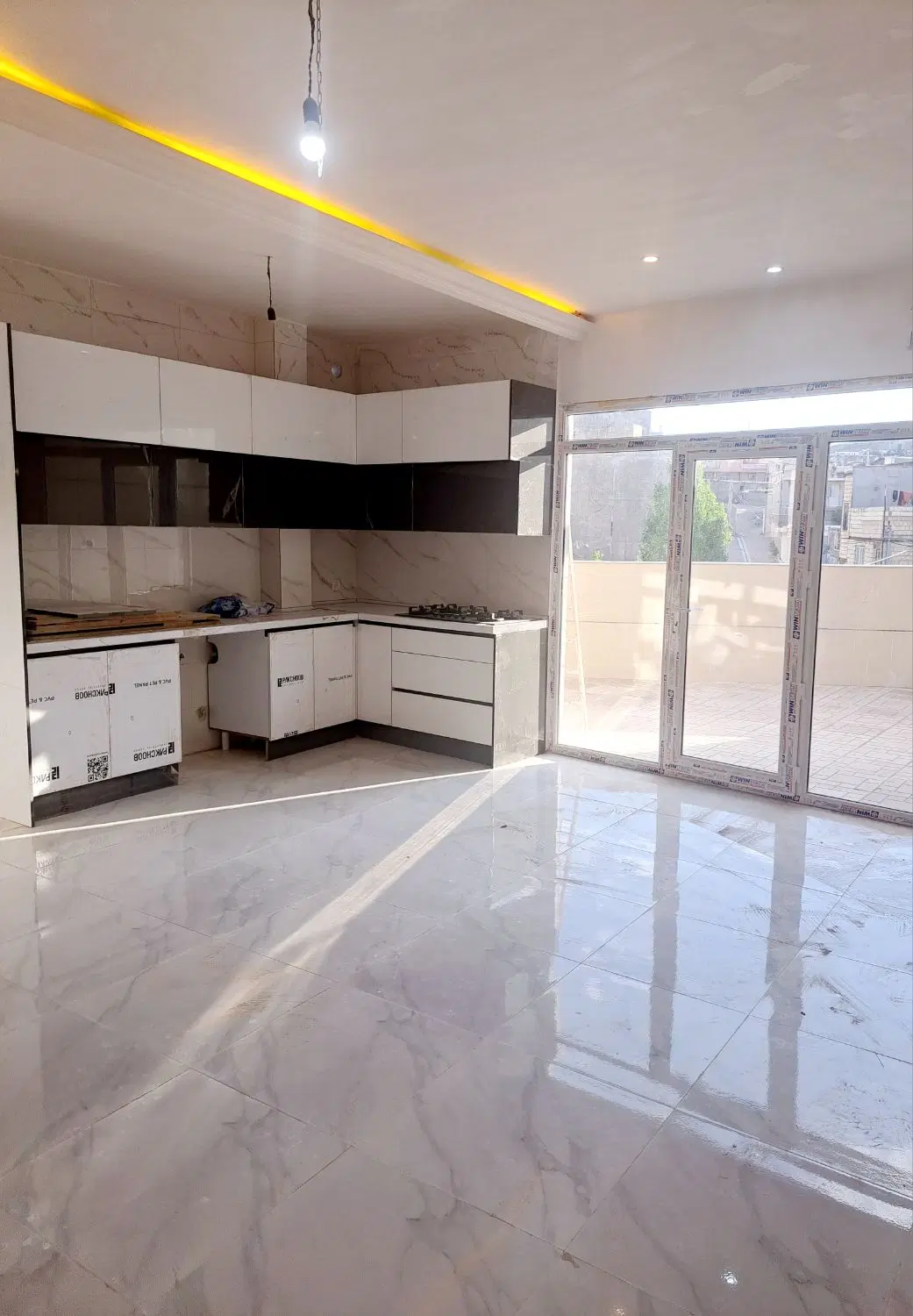 واحد فروشی باغکمش