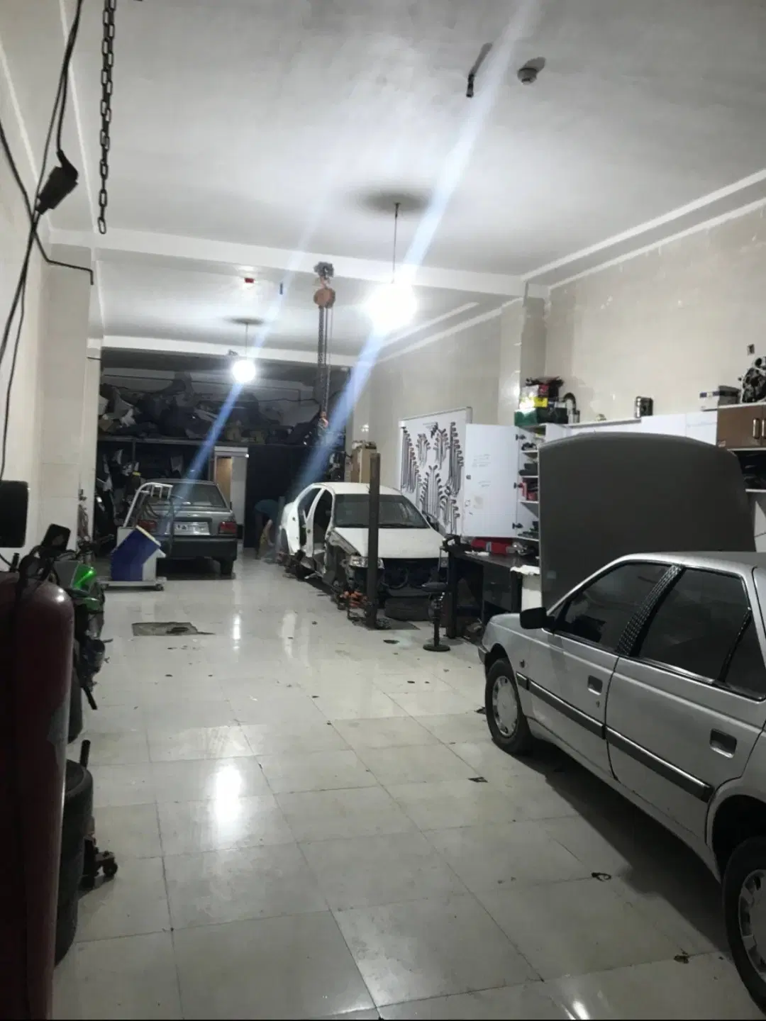 مغازه سایت صنعتی بر خیابون اصلی