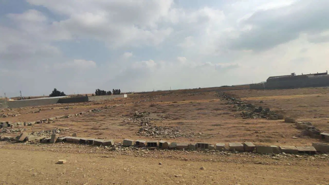 باغچه چهاردیواری