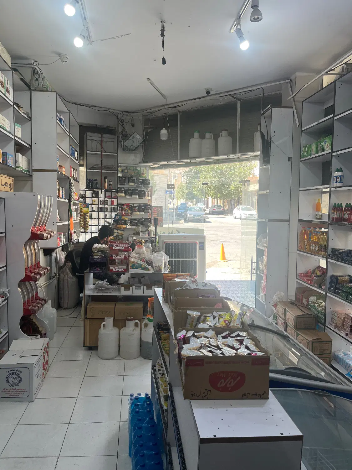 اجاره یک باب مغازه به متراژ ۴۵متر ۲نبش